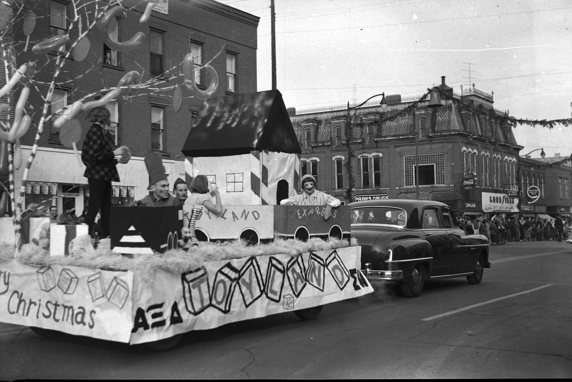 1954 ALBION CHRISTMAS PARADE