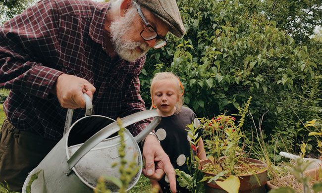 Fun Advice to Introduce Kids to Gardening